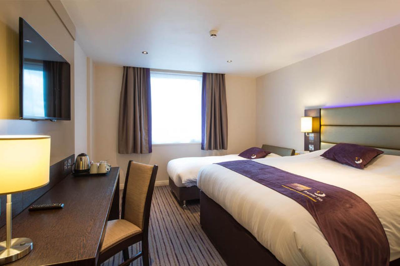 Premier Inn London Holborn Экстерьер фото