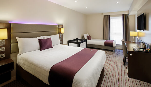 Premier Inn London Holborn Экстерьер фото